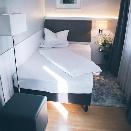 Gartenstadt Hotel 3*