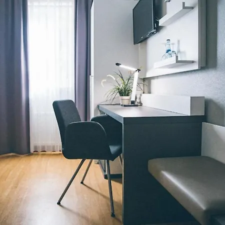 Hotel Gartenstadt 3*