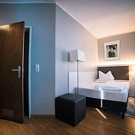 Gartenstadt Hotel 3*